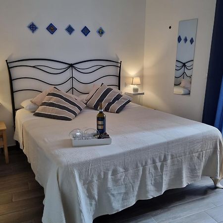 Residenza Tarzana Hotell Palermo Exteriör bild