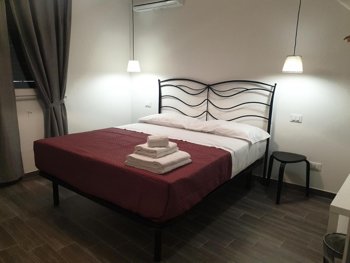 Residenza Tarzana Hotell Palermo Exteriör bild