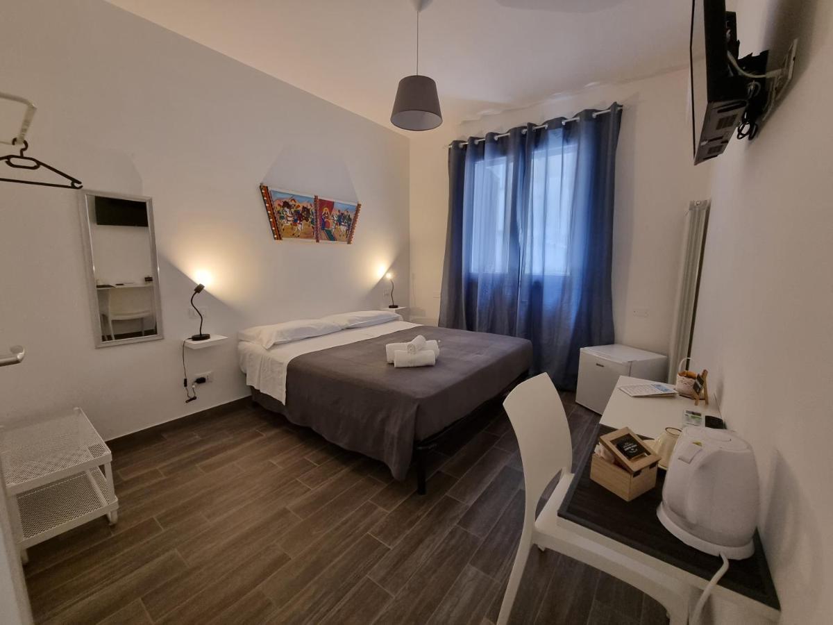 Residenza Tarzana Hotell Palermo Exteriör bild