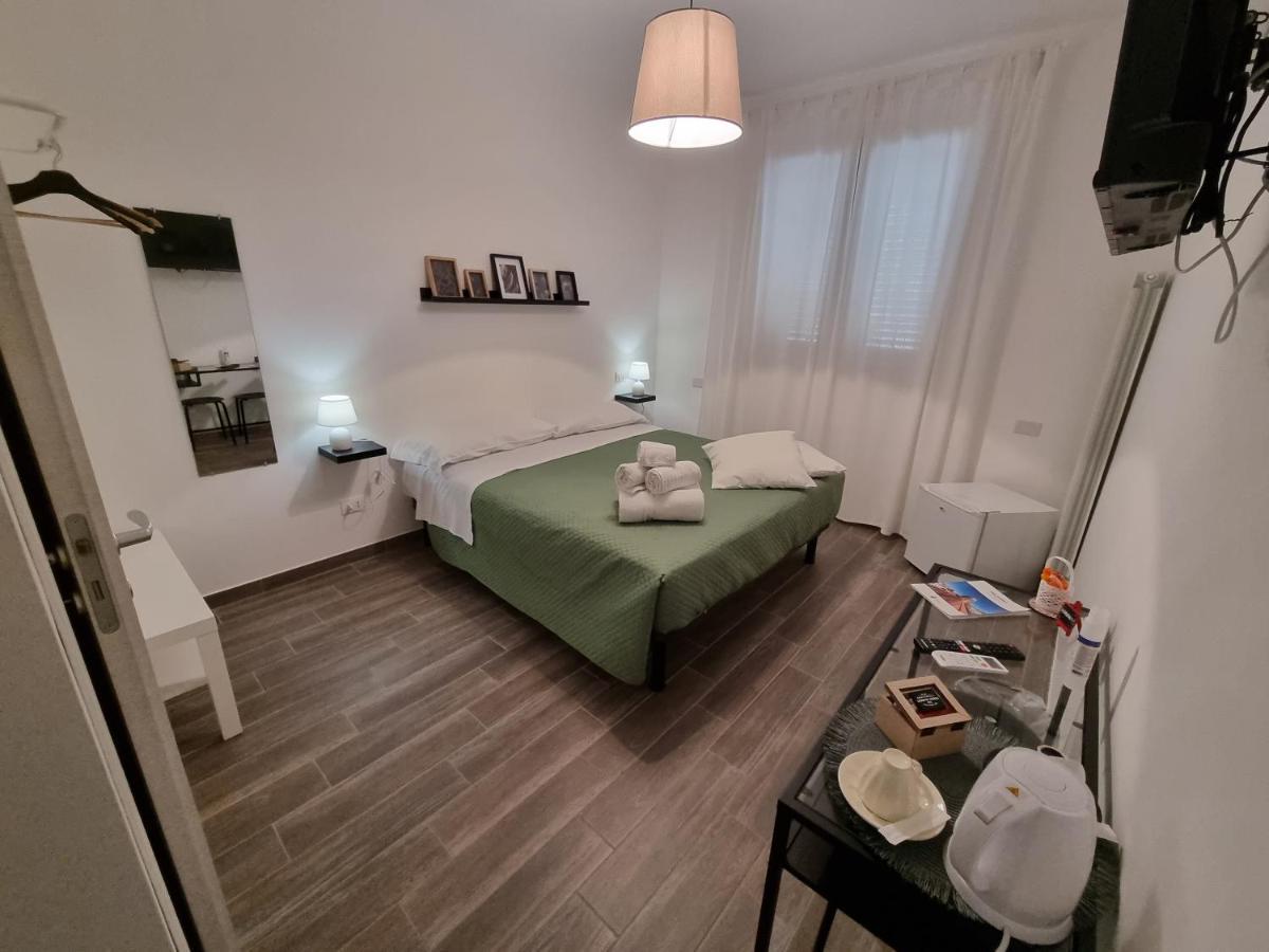 Residenza Tarzana Hotell Palermo Exteriör bild