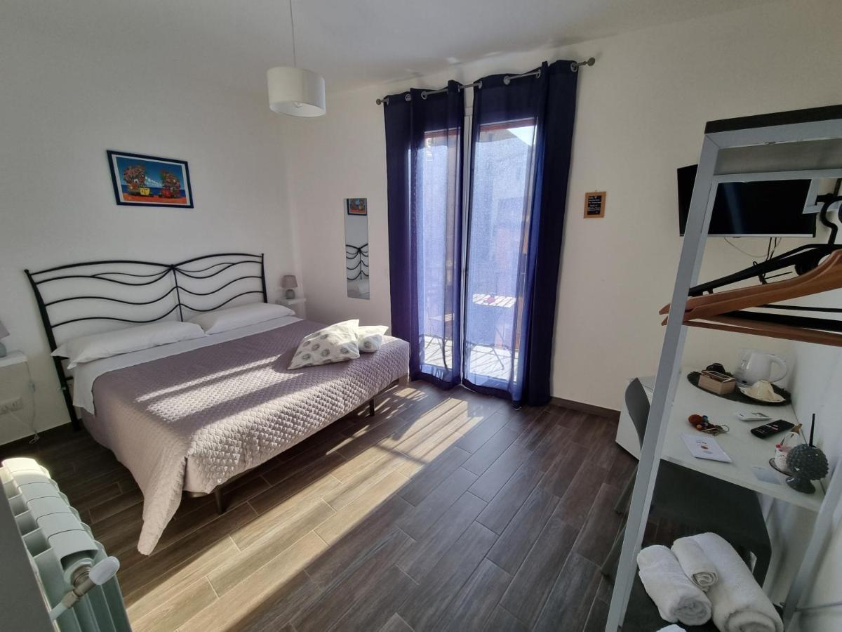 Residenza Tarzana Hotell Palermo Exteriör bild