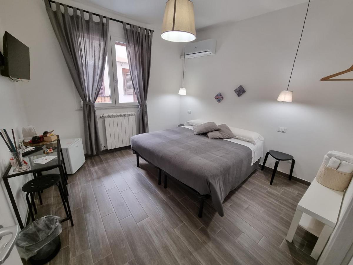 Residenza Tarzana Hotell Palermo Exteriör bild